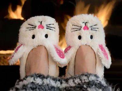 Ноги должны быть в тепле: несложные идеи тапочек своими руками - milayaya.ru