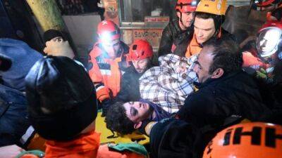 Число жертв землетрясений в Турции и Сирии превысило 5 тысяч человек - fokus-vnimaniya.com - Сша - Турция - Сирия