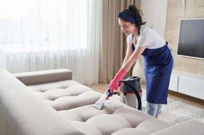 Как химчистка на дому отчистит пятна с дивана и вернет обивке свежий вид - lublusebya.ru