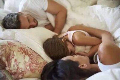 Восьмилетняя внучка все еще спит с родителями. «Нам так удобно!» — заявляет невестка - lublusebya.ru