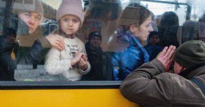 Кабмін дозволив примусову евакуацію дітей - womo.ua