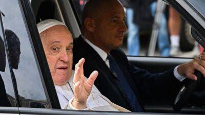 Франциск - Бенедикт XVI (Xvi) - “Я все еще жив”. Папа римский Франциск выписан из больницы - fokus-vnimaniya.com - Конго - Южный Судан - Ватикан - Ватикан