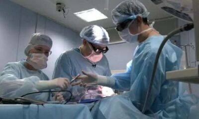 Любая операция — верная смерть: врачи спасли мужчину с раком кишечника и заболеваниями сердца - milayaya.ru