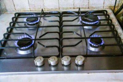 Антон Курчев - 3 способа предотвратить разбрызгивание масла при готовке: кухонная плита останется чистой - lifehelper.one