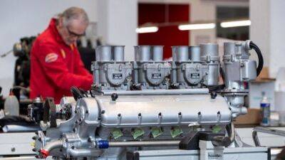 Ferrari пока не собирается отказываться от бензинового двигателя. Хотя его скоро запретят в развитых странах - fokus-vnimaniya.com
