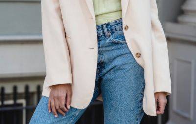 Модні джинси 2023: три моделі, які є у гардеробі кожної лондонської модниці - hochu.ua