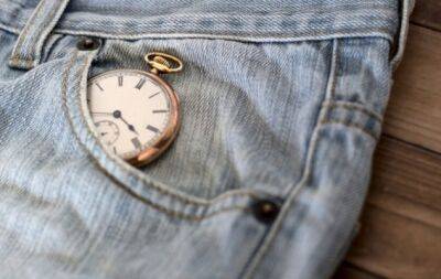 Для чого в джинсах є маленька кишеня – 3 варіанти від істориків моди - hochu.ua