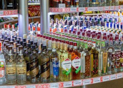 Минфин предлагает разрешить продажу алкоголя пассажирам внутренних рейсов - fokus-vnimaniya.com