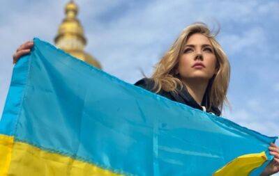 Зірки Голлівуду українського походження відвідали Київ у розпал війни (ФОТО) - hochu.ua - місто Київ