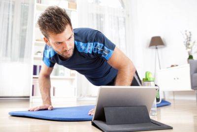 Фитнес онлайн: все, что нужно знать о тренировках в домашних условиях - miridei.com
