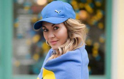 Анна Саліванчук здивувала "перформансом" у басейні у вечірній сукні - hochu.ua