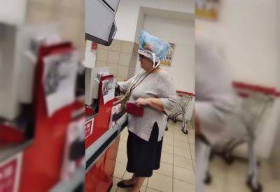 Бабушка с пакетом на голове устроила скандал в новосибирском магазине - porosenka.net