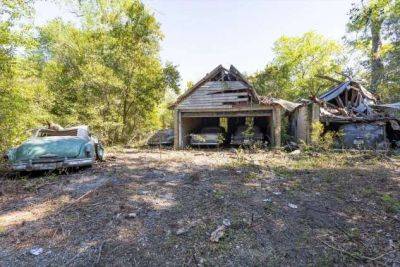 Заброшенный дом коллекционера антикварных автомобилей - chert-poberi.ru - штат Джорджия