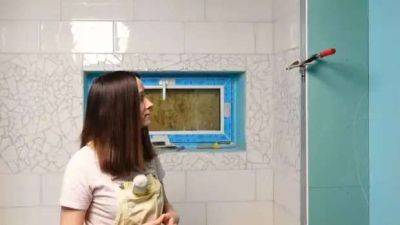 Бюджетное преображение ванной: потрясающе красивая мозаика из битой плитки - lublusebya.ru