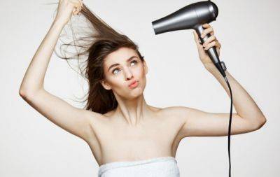 Як краще сушити волосся — феном чи природним шляхом? Відповідь вас здивує - hochu.ua