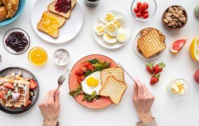 Вчені розповіли, коли потрібно снідати, щоб знизити ризик появи діабету - hochu.ua
