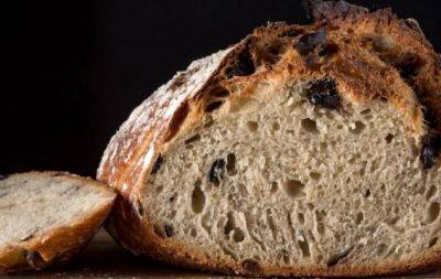 Чи правильний популярний метод: чи можна зберігати хліб у холодильнику - hochu.ua