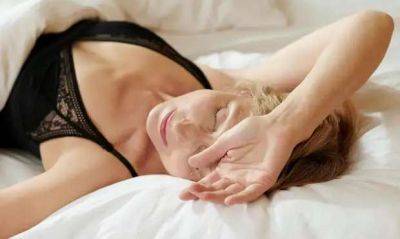 Есть проверенный способ, как уснуть, если проснулся посреди ночи, — советует доктор - milayaya.ru - Сша