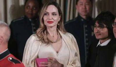 Анджелина Джоли - Брэд Питт - Наконец-то! Джоли и Питт помирились спустя семь лет - milayaya.ru - Франция