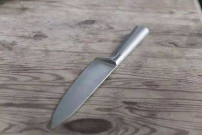 Как вернуть ножу блеск: инструмент будет выглядеть как новый, если натереть лезвие этим овощем - lifehelper.one