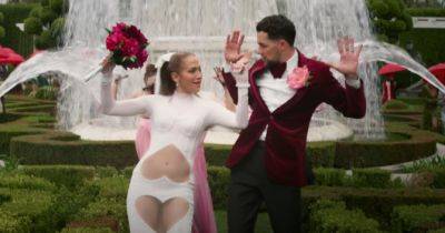 Дженніфер Лопес з’явилась у новому кліпі у весільній сукні українського дизайнера - womo.ua