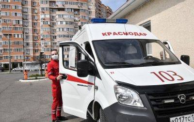 В Краснодаре школьник решил повторить модный трюк из «ТикТока» и сломал копчик - porosenka.net - Москва - Краснодар