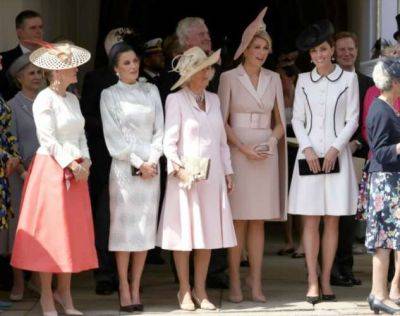 По какому поводу женщины британской королевской семьи меняют шляпы на тиары