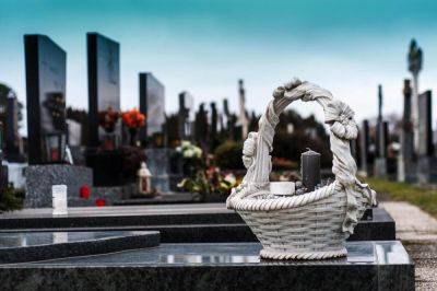 Памятник на могилу: гид по выбору достойного монумента для увековечения памяти - shkolazhizni.ru