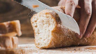 Не в хлебнице и не в холодильнике: в этом месте хлеб можно хранить месяцами - nashsovetik.ru