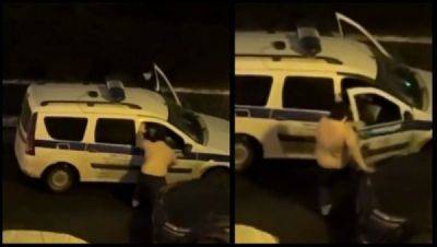Полицейский не успел открыть дверь патрульного авто как мужчина закрыл её ногой - porosenka.net - Краснодар