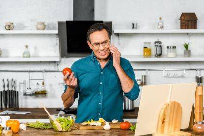 Мужчина на кухне: как приготовить вкусный постный супчик за четверть часа? - shkolazhizni.ru